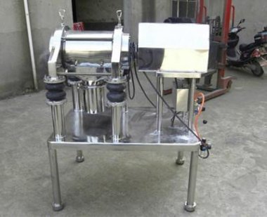 粉碎機集研發(fā)、生產、銷售為一體，產品堅固耐用